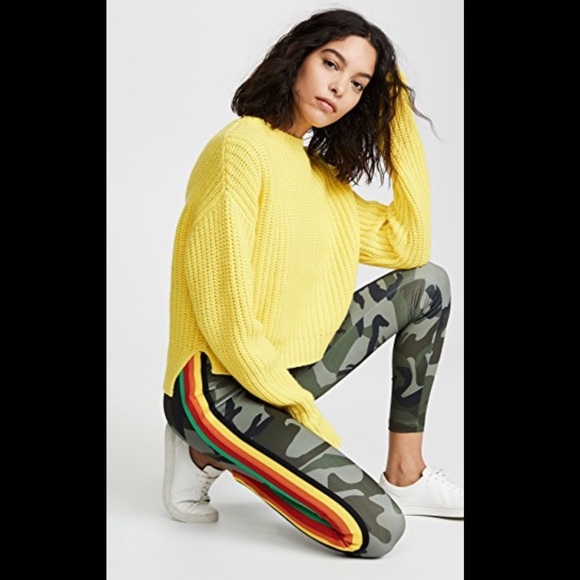 Pam and Gela Juicy Athletic Leggings Camo with Color Stripes on sides - Picture 4 of 11